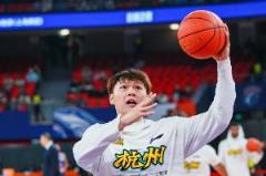 單臂戰(zhàn)遼寧！吳驍肩傷背后的競(jìng)技體育感人故事