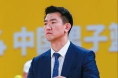 王博：首場(chǎng)比賽大家有點(diǎn)緊張，這兩天主要給球員放松心態(tài)