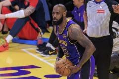 詹姆斯言論引發(fā)湖人不確定性，影響洛佩斯決定