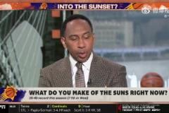 A-史密斯：太陽(yáng)簡(jiǎn)直是一場(chǎng)災(zāi)難！他們已經(jīng)迫不及待結(jié)束這個(gè)賽季