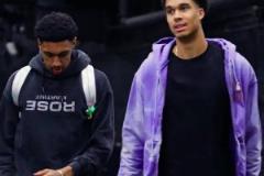 穿搭還是很騷的！太陽(yáng)眾將賽前穿搭！