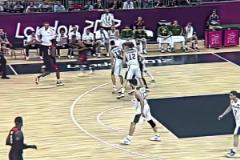 太勁爆了！國(guó)際比賽的威少有多猛？身體碾壓一切對(duì)手！