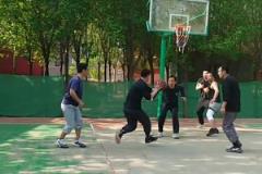 嚴(yán)陣以待！上任俄城！第一視角看雷霆球員在季后賽的開場(chǎng)儀式！