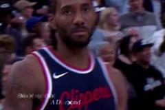 被絕殺的滋味不好受?。「甑菈荷谘a扣后 小卡的表情太痛苦了