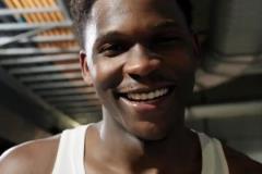 開心到停不下來！華子賽后一路大笑：Wolves in 5??！