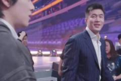 王鶴棣 見面就先關(guān)心 艾倫 的身體情況！