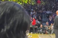 愛德華茲賽后球員通道模仿詹密夏普：Lakers in 5！