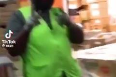 手拿把掐！小卡三分外線接球就投迎射小波特