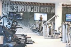 楊瀚森在洛杉磯接受訓(xùn)練師克里斯的特訓(xùn) 他曾訓(xùn)練過詹韋炮！