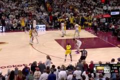 真是難以置信！最后1分鐘騎士仍領(lǐng)先7分，結(jié)果最后被哈利伯頓神奇1+3逆轉(zhuǎn)翻盤！