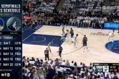 千萬(wàn)別有大礙呀！華子落地時(shí)被TJD踩傷腳踝痛苦倒地，被攙扶回更衣室！