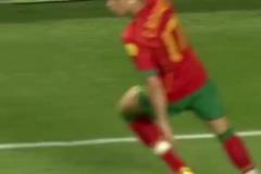 鮮衣怒馬少年時(shí)！17號(hào)的國(guó)家隊(duì)C羅是怎么踢球的？